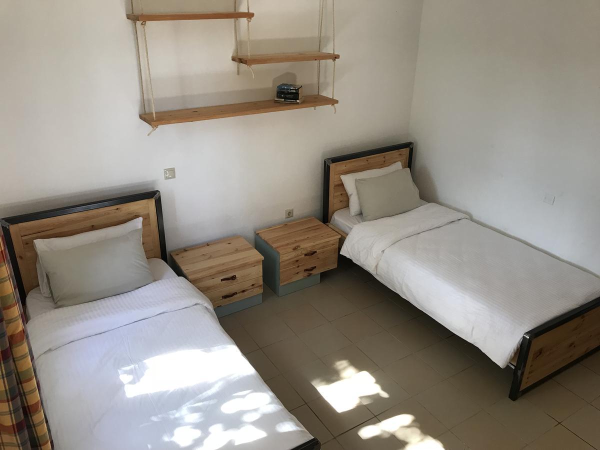 Temenia House Villa Buitenkant foto