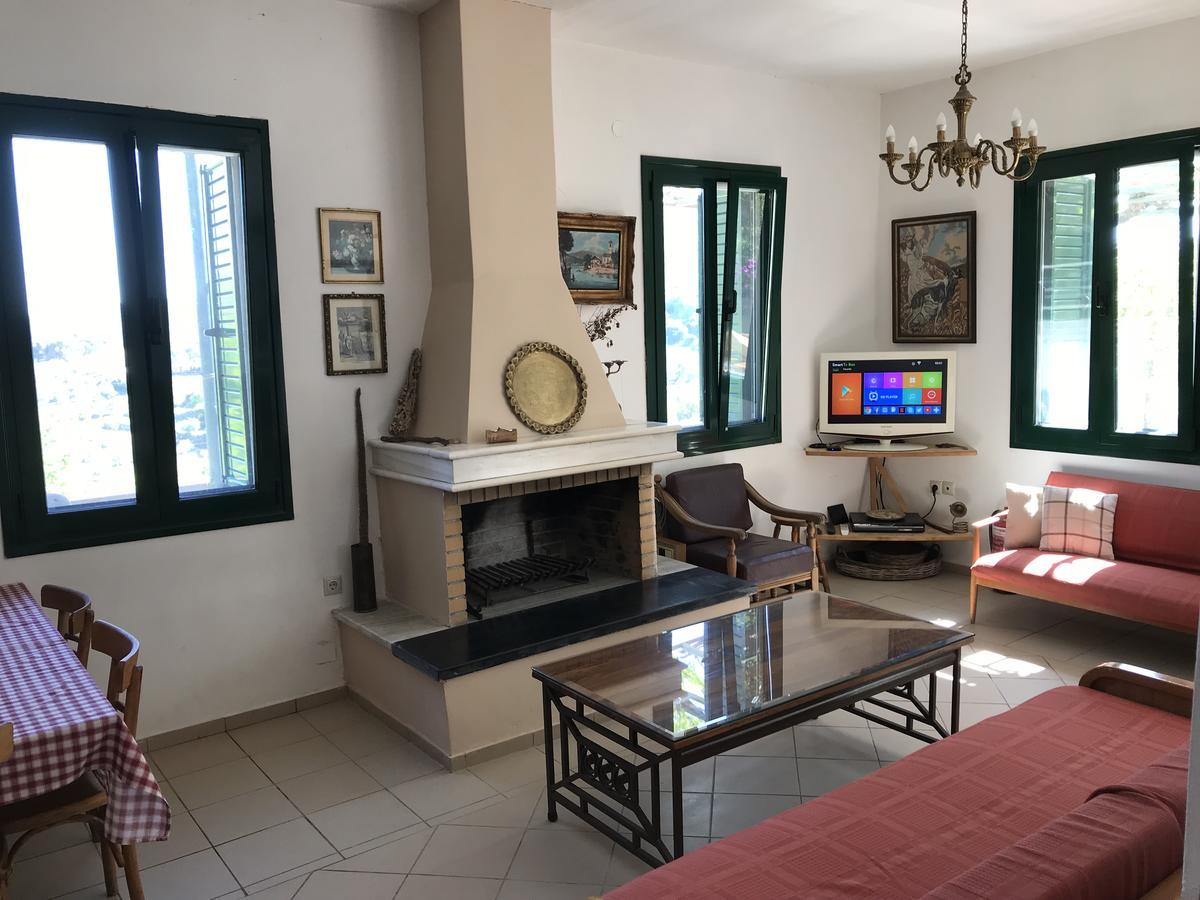 Temenia House Villa Buitenkant foto