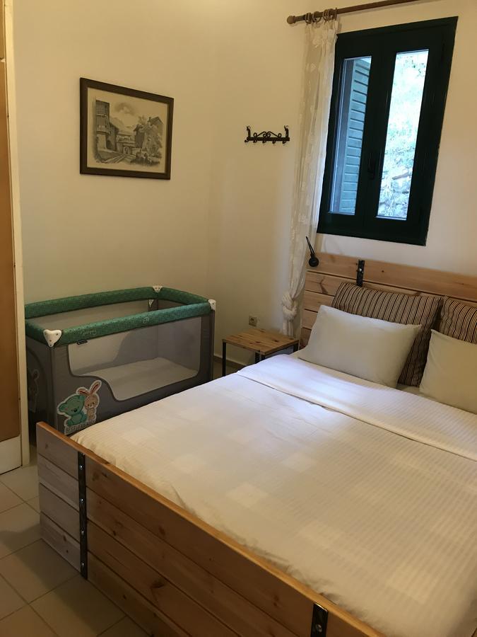 Temenia House Villa Buitenkant foto